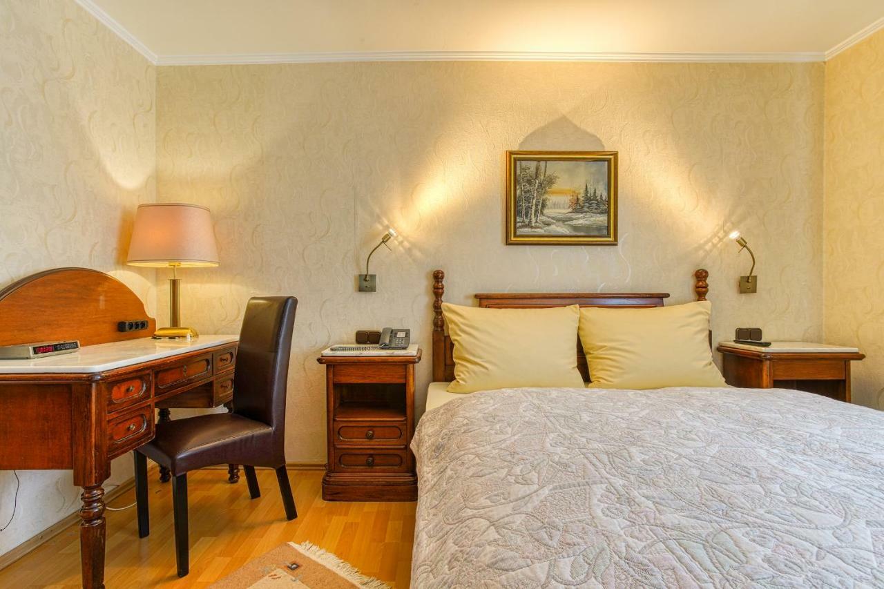 Ff&E Hotel Bavaria Fürth Buitenkant foto