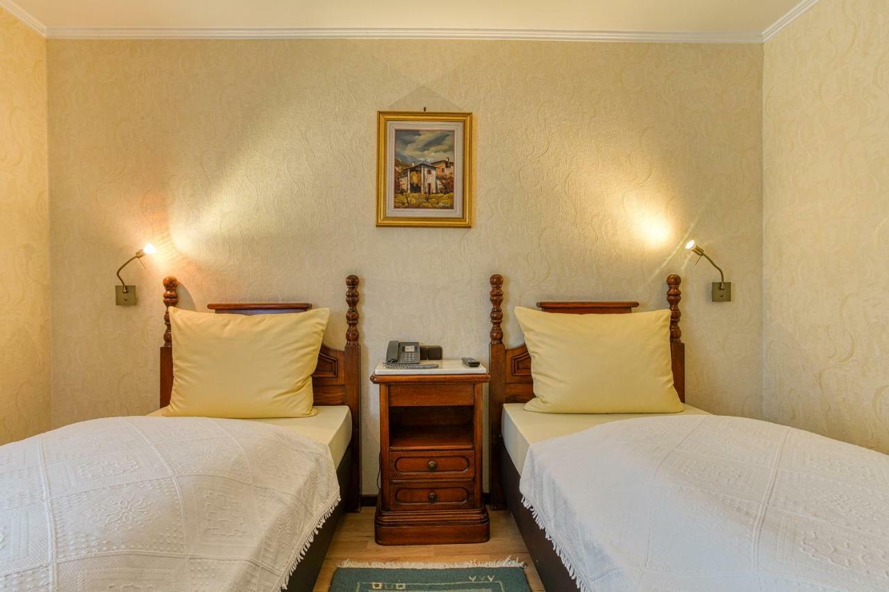 Ff&E Hotel Bavaria Fürth Buitenkant foto