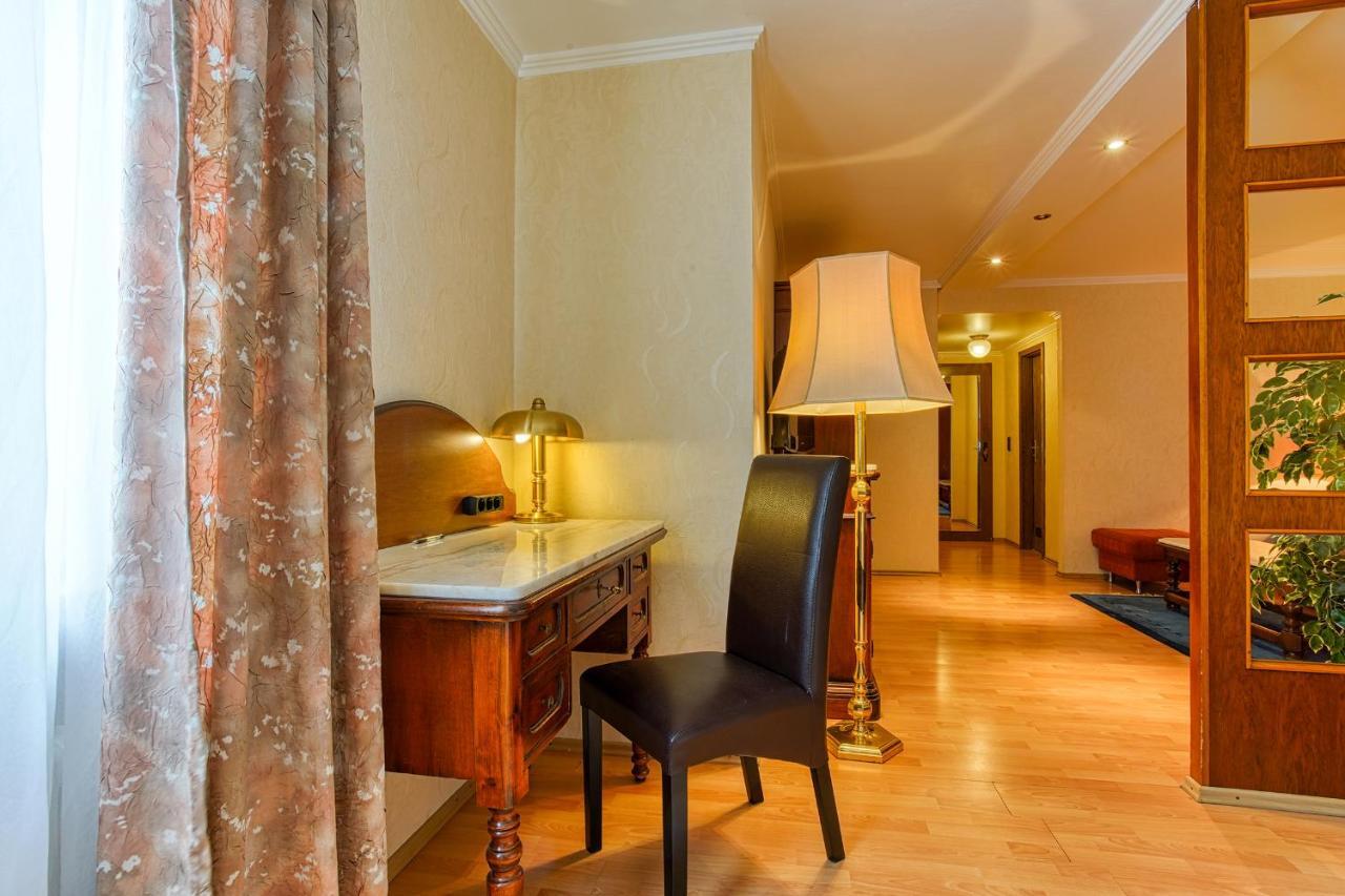 Ff&E Hotel Bavaria Fürth Buitenkant foto